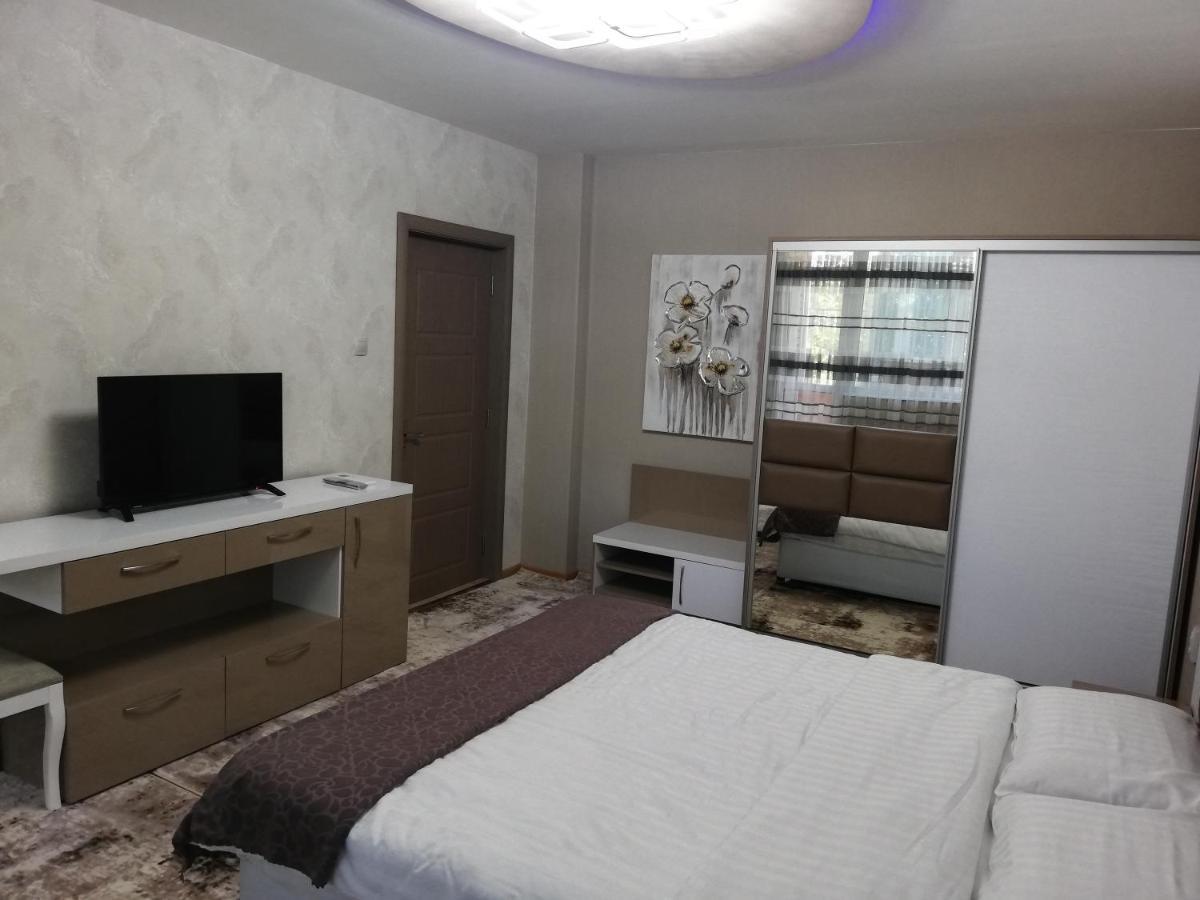 Apartment Ani ヴェリコ・タルノヴォ エクステリア 写真