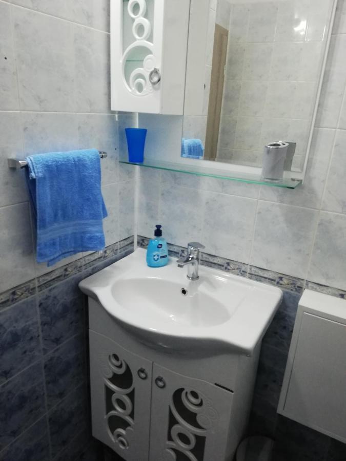 Apartment Ani ヴェリコ・タルノヴォ エクステリア 写真