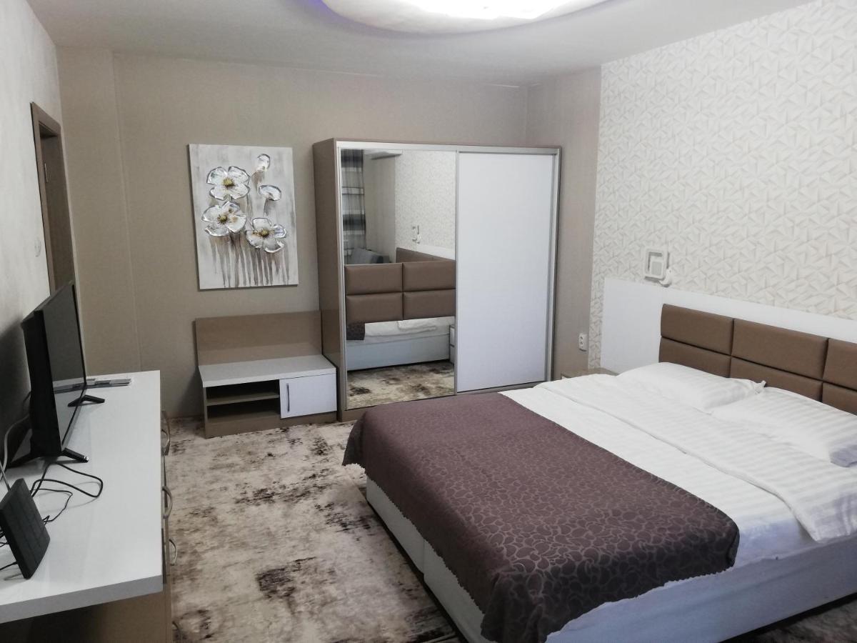 Apartment Ani ヴェリコ・タルノヴォ エクステリア 写真